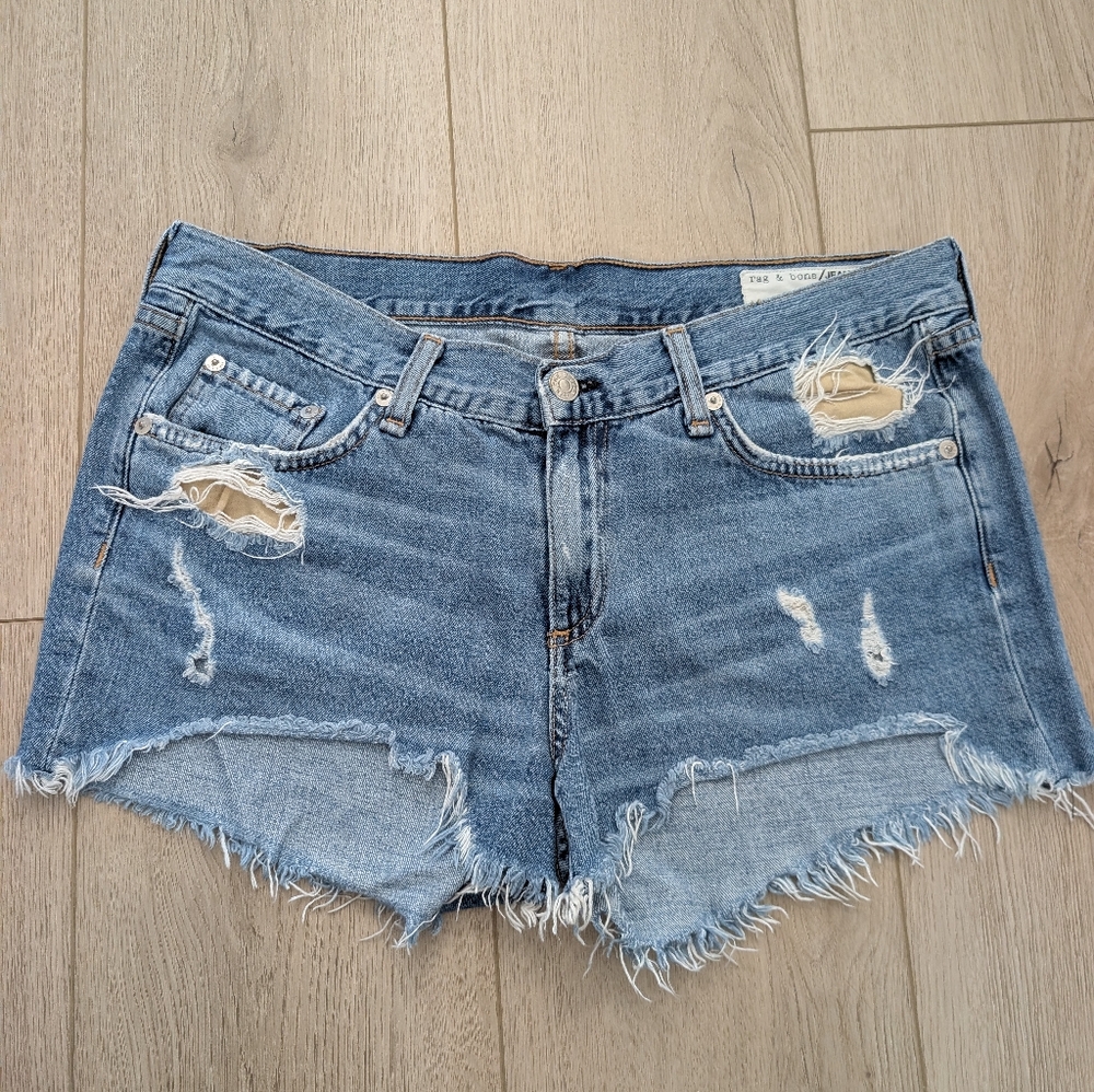 Rag & Bone Distressed Denim Cut-Off Low Rise Winnie Shorts